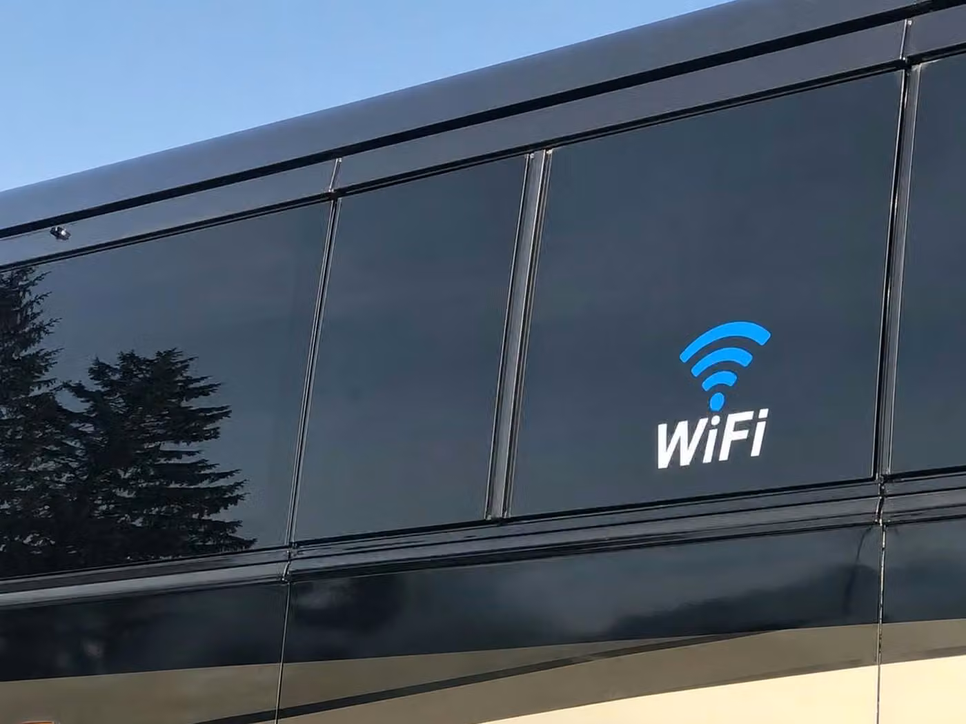 lawndale 56 passenger charter bus wifi