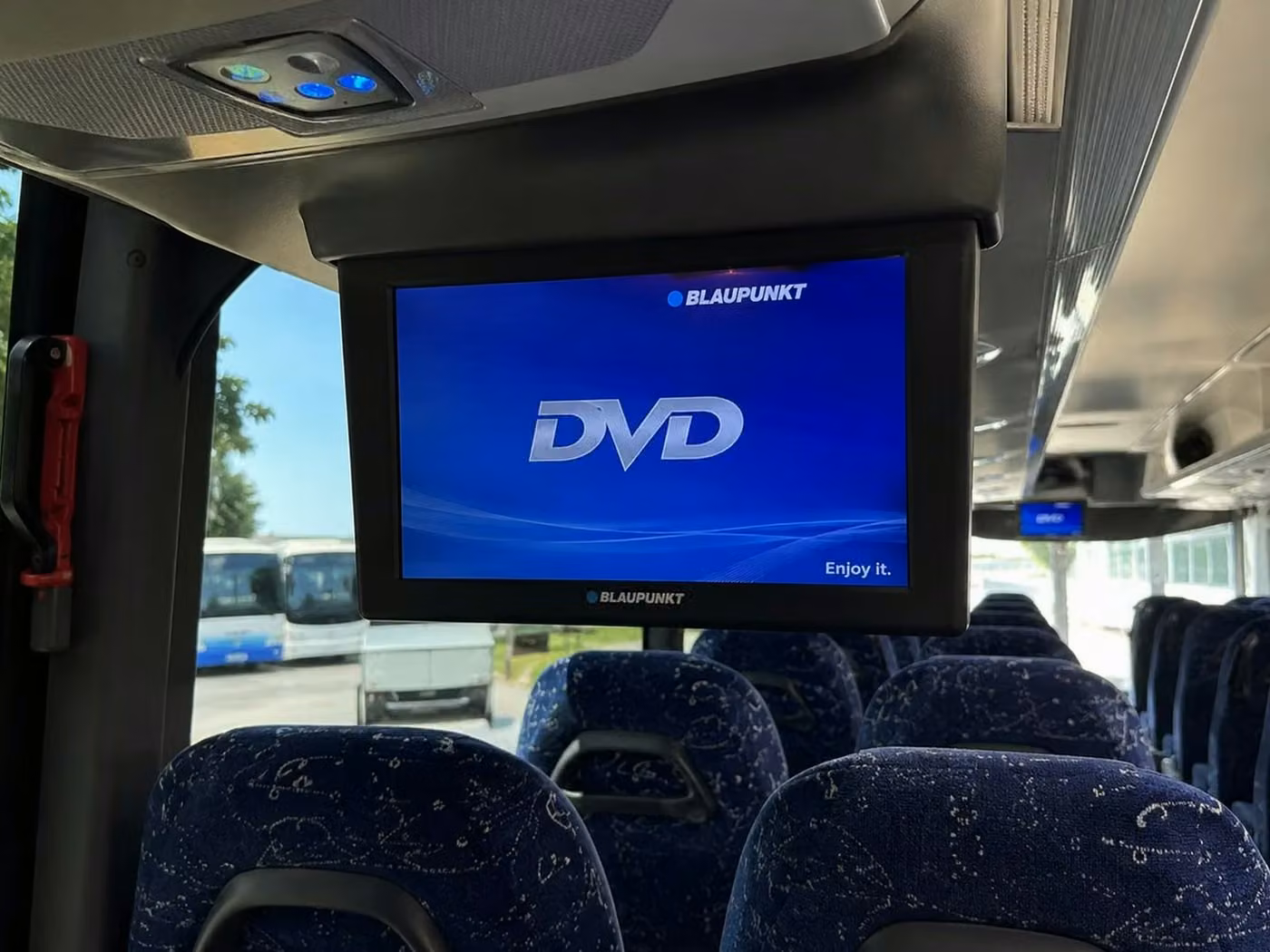 lawndale charter bus tv monitors